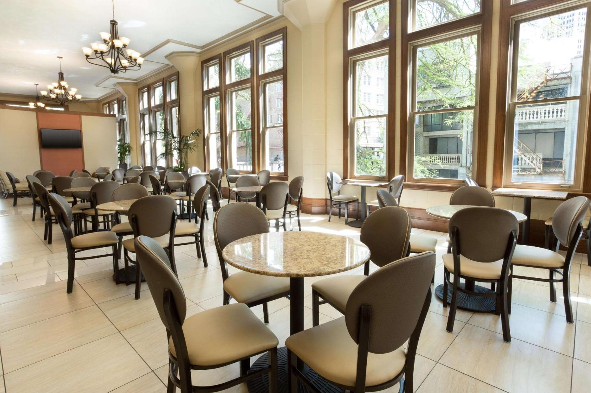 Drury Inn & Suites San Antonio Riverwalk Exterior foto